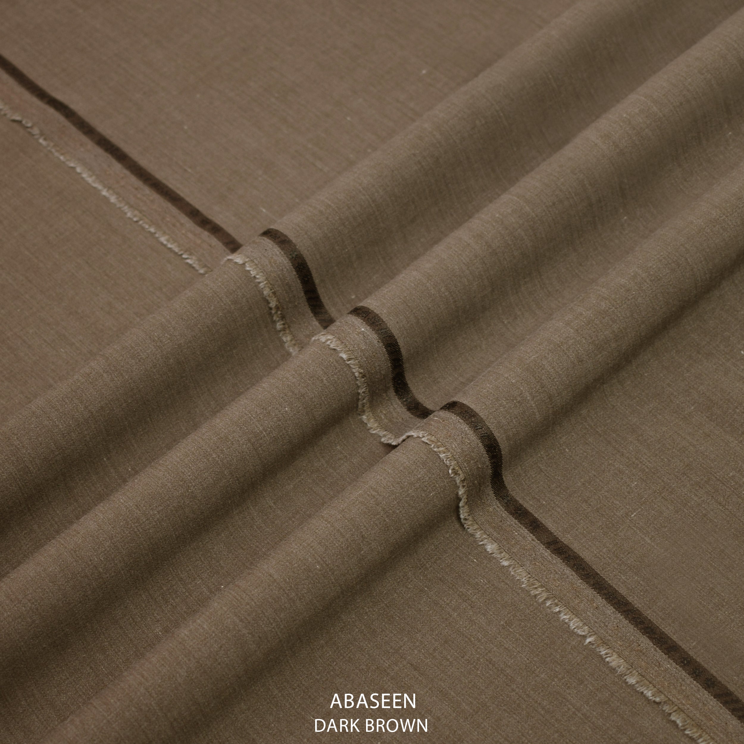 Abaseen Suiting