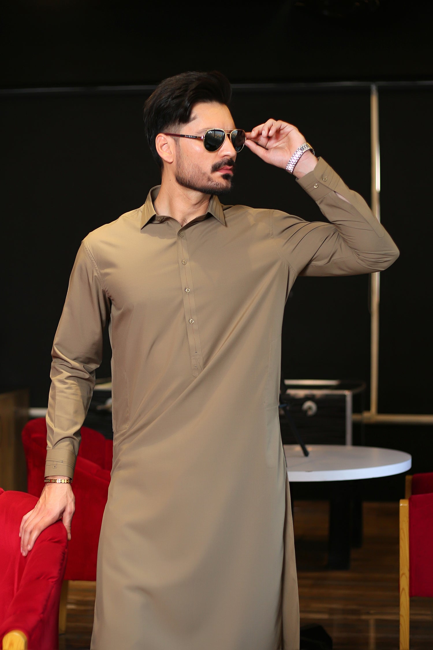 lookbook image shop_this_look_EcLGgQ